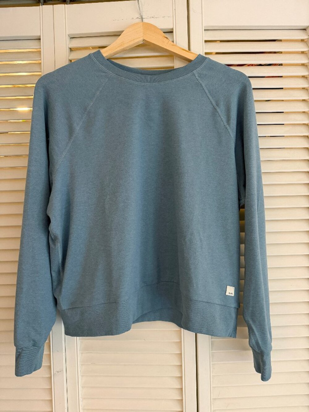 Vuori Halo sweatshirt
